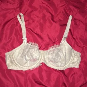 Victoria’s Secret bra